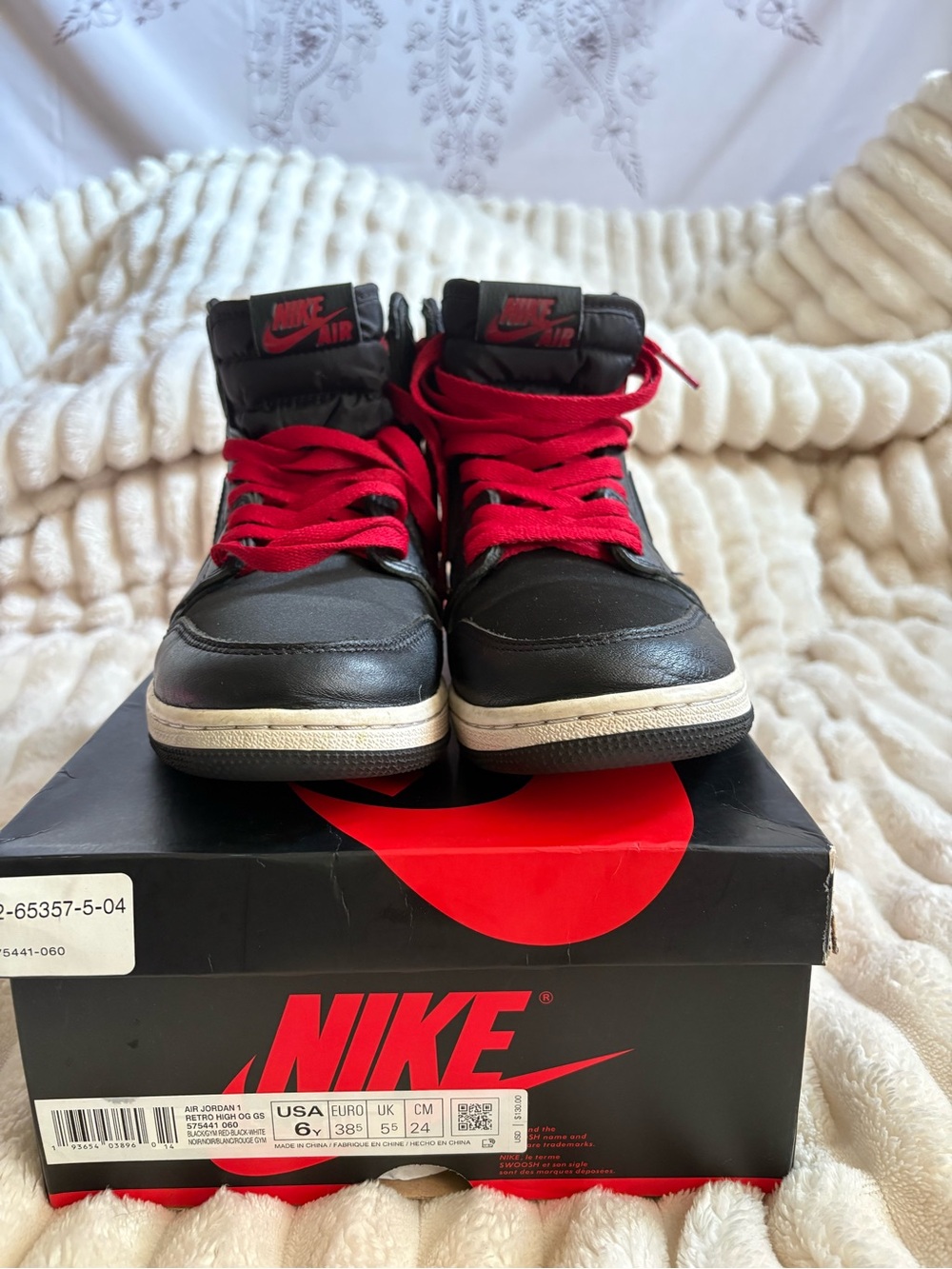 Nike Air Jordan 1 Retro High OG GS Black Red High Top Sneakers